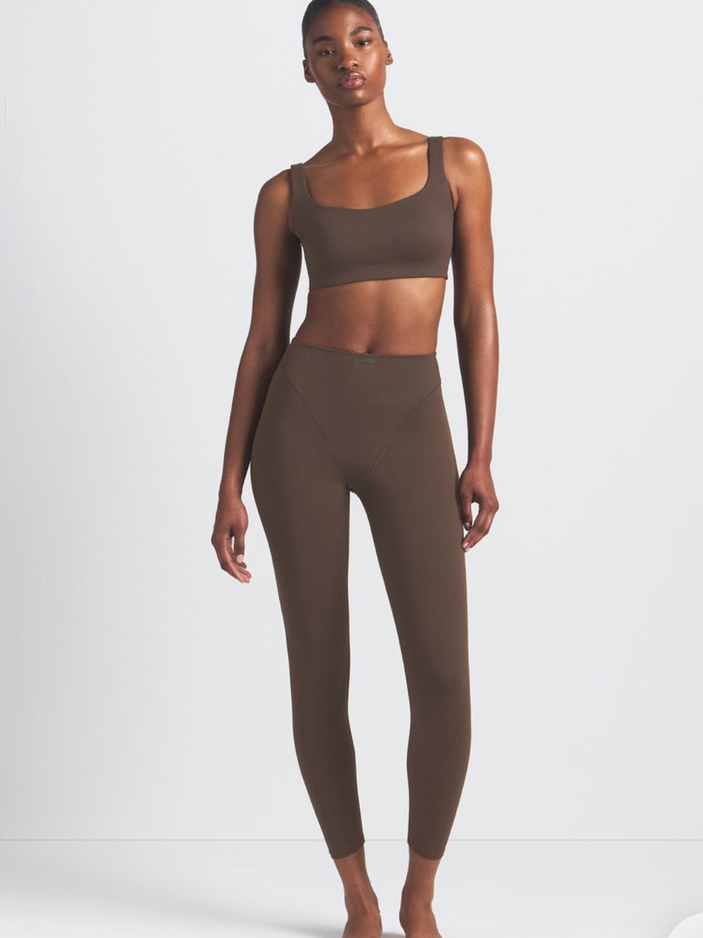 NikeSKIMS Matte                                               V-Line Legging